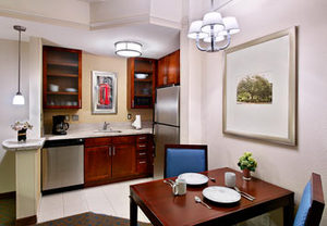 /assets/0000/6613/Suite_Kitchen.jpg