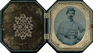 /assets/0000/6745/1717-01_Color_inside_case_.jpg
