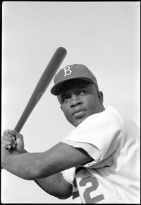 /assets/0000/6859/RESIZE_Robinson_at_bat_LC-DIG-ppmsc-00048.jpg